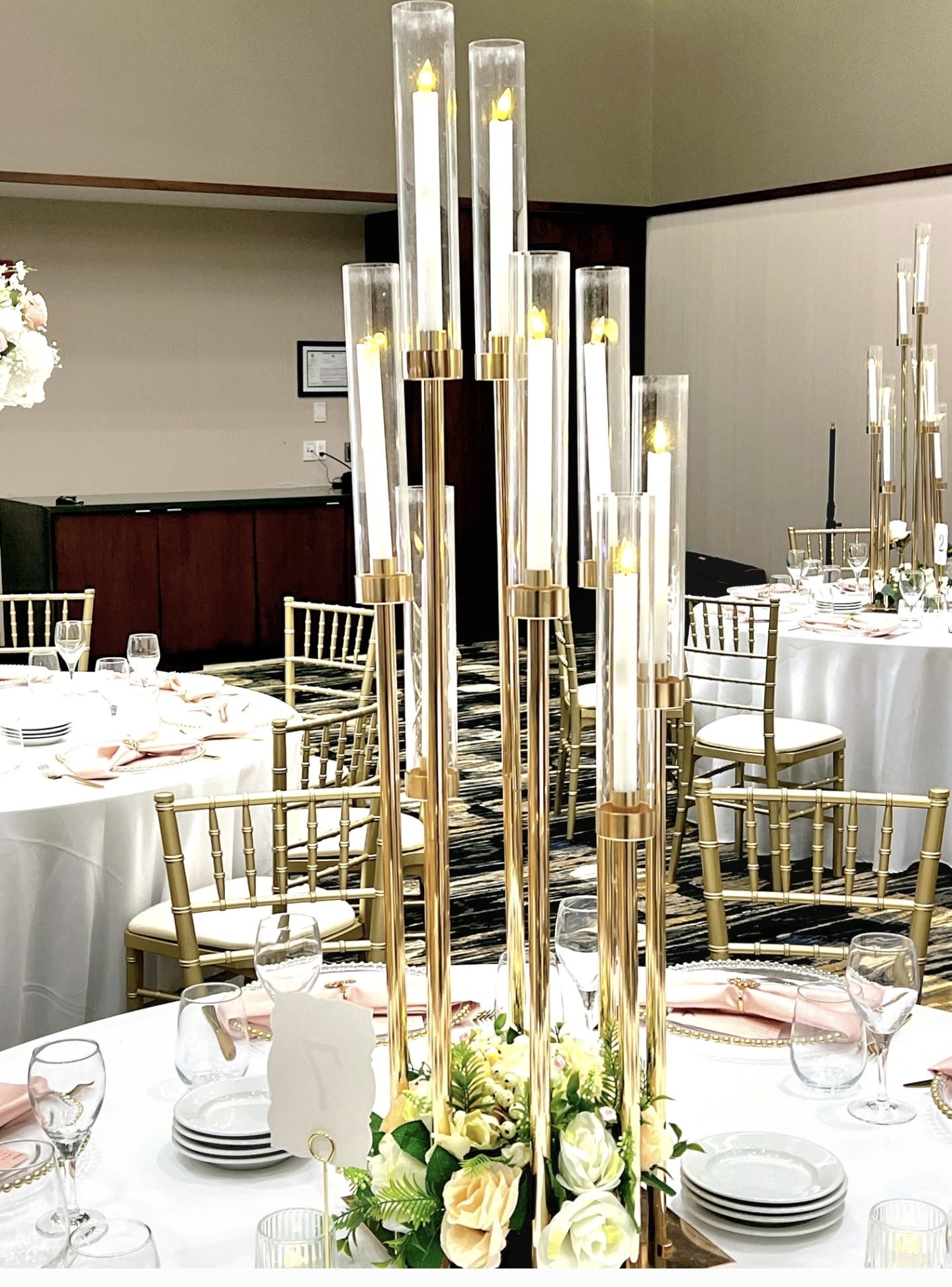 Royal Luxe Decor luxury event setup 2